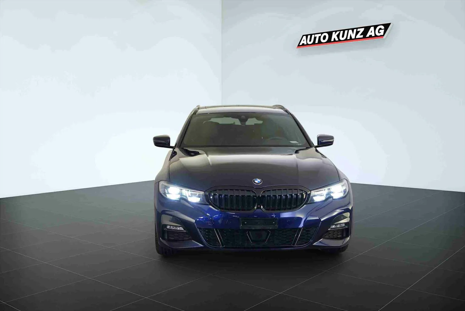 BMW 330i xDriveTouring M Sport Automat  Image 3