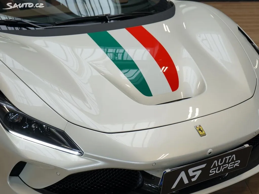 Ferrari F8 Spider Atelier 1 of 1 Carbon Image 2