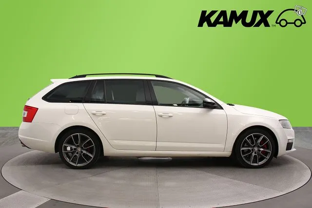 Skoda Octavia Combi 2,0 TDI RS DSG Autom. / Juuri tehty jakopää / Adapt. vakkari / Pa. Lisälämmitin / Image 2