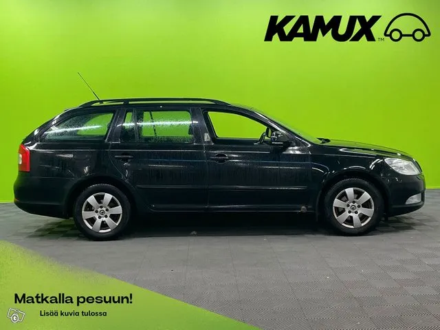 Skoda Octavia Combi 1,4 TSI Elegance DSG Autom. / lohkolämmitin / Vakkari / Juuri tullut / Image 2